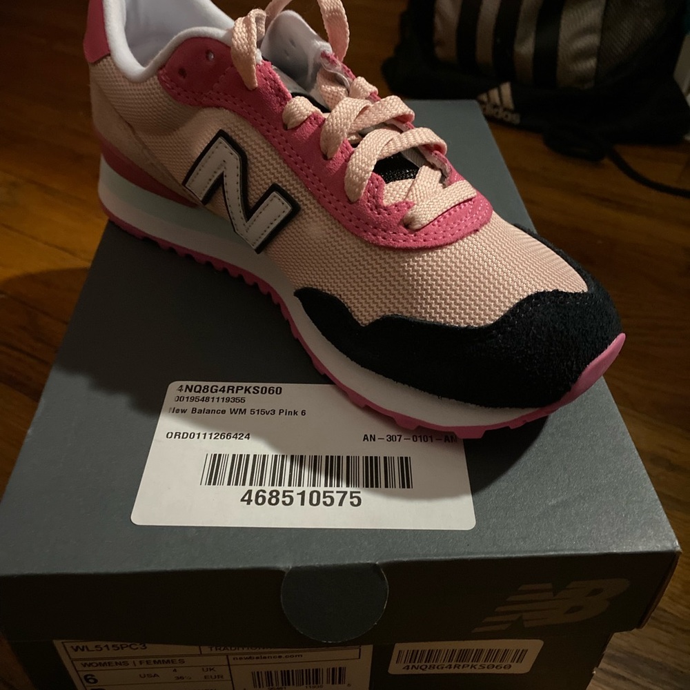 Multi-color New Balance - Picture 2 of 3